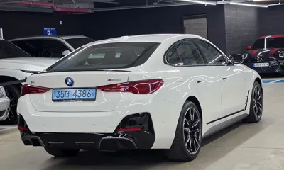 BMW i4