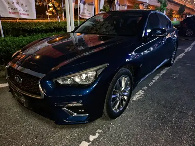 Infiniti Q50L