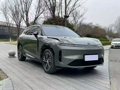 Lynk & Co 08 EM-P