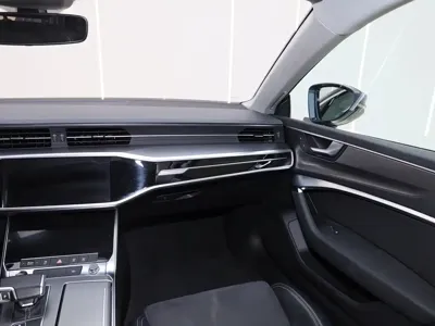 Audi A7L