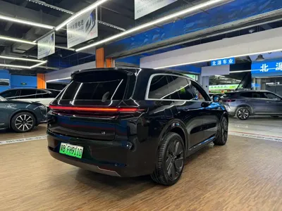 Li Auto Li L8