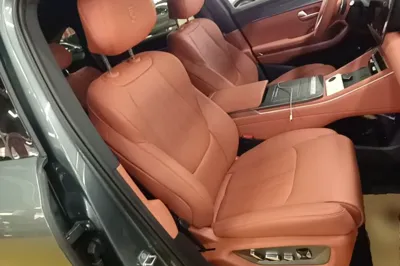 BYD Tang L