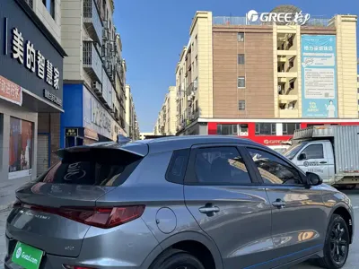 BYD e2