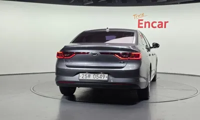 Renault-KoreaSamsung SM6