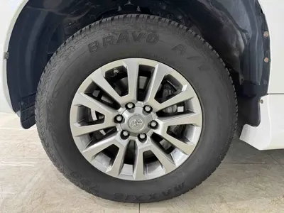 Toyota Prado (Import)