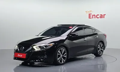 Nissan Maxima