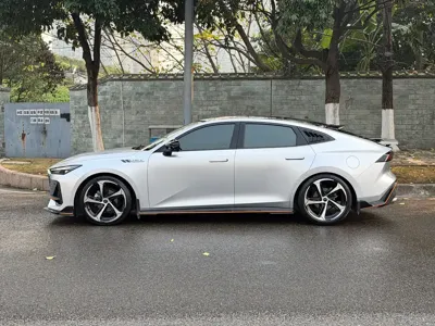 Changan UNI-V