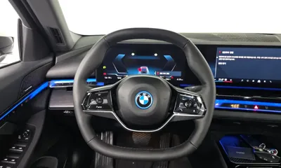 BMW i5