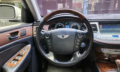 Hyundai Genesis