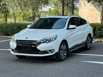 Venucia T90