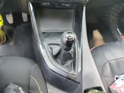 Roewe i5