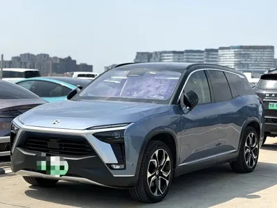 Nio ES8