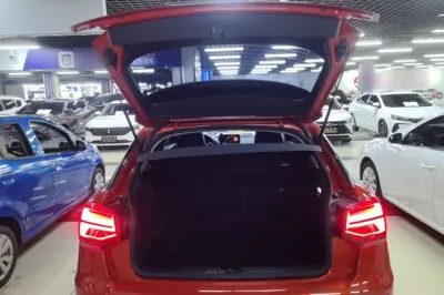 Audi Q2L