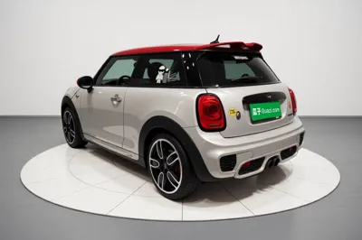 MINI JCW