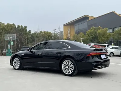 Audi A7L
