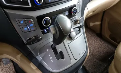 Hyundai Starex