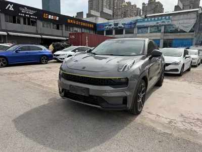 Lynk & Co 05