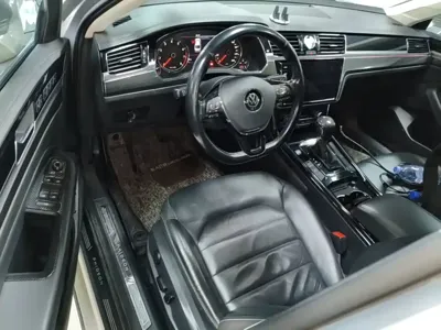 Volkswagen Phideon