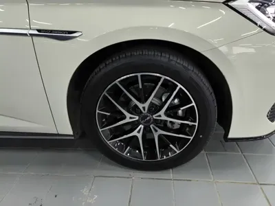BYD Seal 07 DM-i