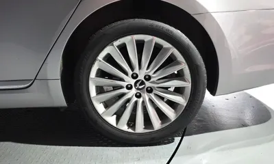 Hyundai Equus