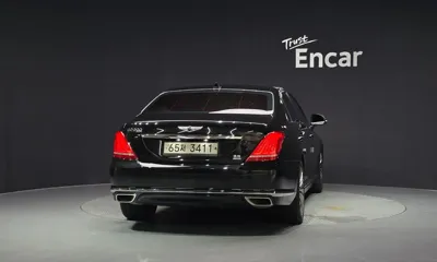 Genesis EQ900