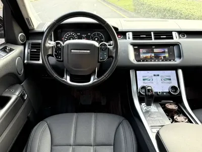 Land Rover Sport