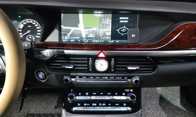 Genesis EQ900