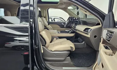 Lincoln Navigator