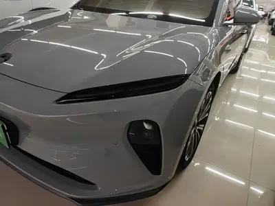 Nio ET5