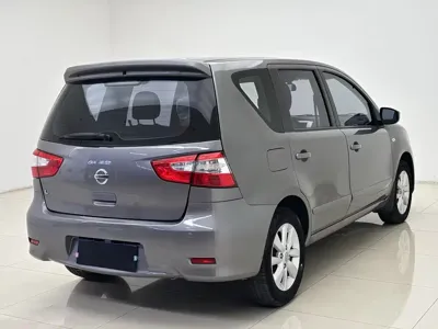 Nissan Livina