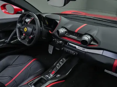 Ferrari 812