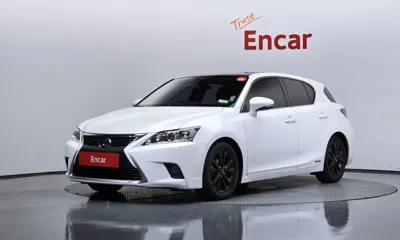 Lexus CT200h
