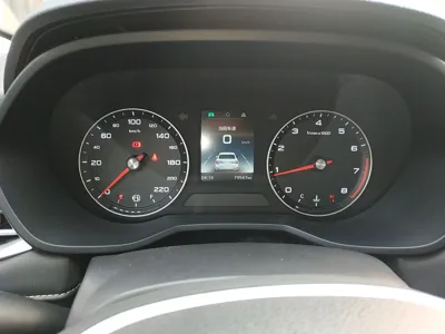 Roewe i5