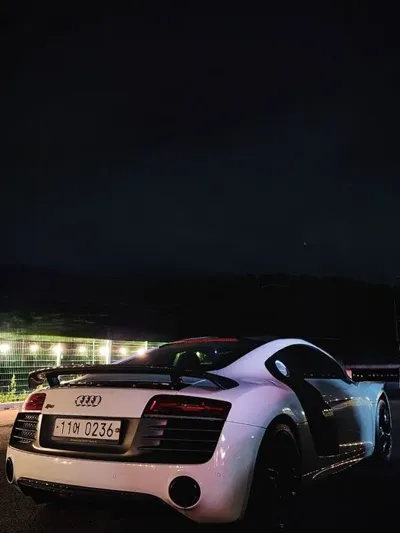 Audi R8