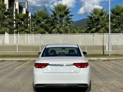 Geely Emgrand GL