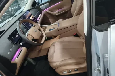 Leapmotor C11