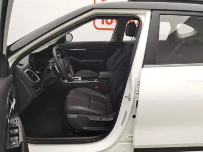 Kia KX3