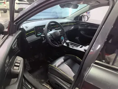 Roewe RX5