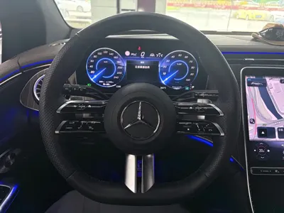 Mercedes-Benz EQE SUV