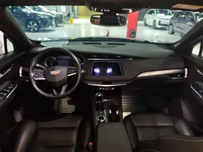Cadillac XT4