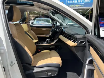 Geely Boyue L