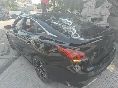 MG MG5