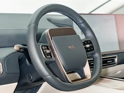 Li Auto Li MEGA