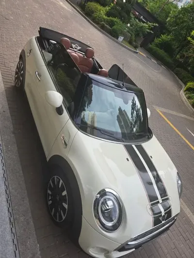 MINI Cooper Convertible
