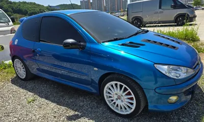 Peugeot 206