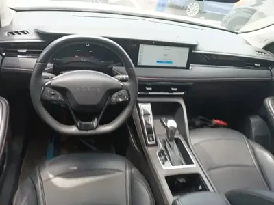 Roewe i5