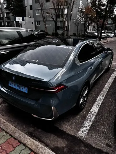 BMW i5