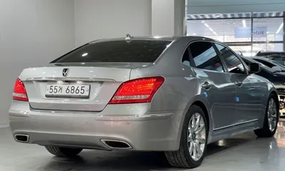 Hyundai Equus