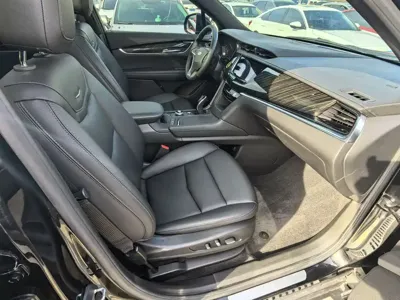 Cadillac XT6