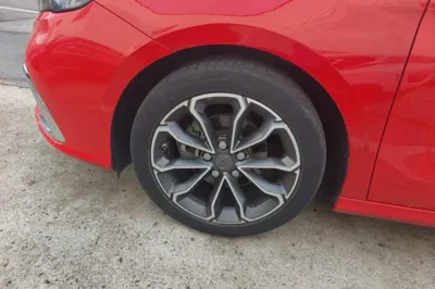 Geely Auto Binray